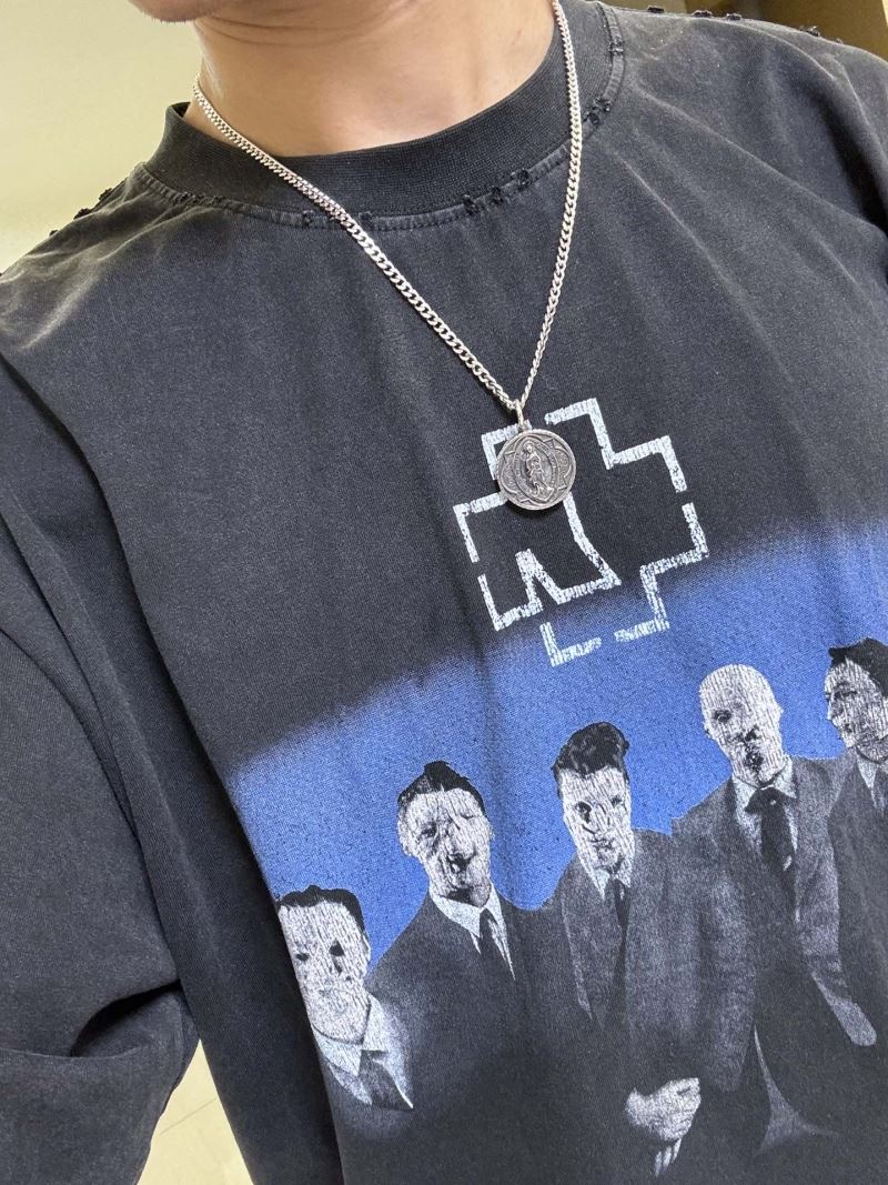 Ba1en*iaga necklaces